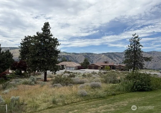 Photo 3 of Land for sale at 601 Desert Cyn Blvd, Orondo, WA 98843 | MLS# NWM2545123 | Listing updated on 2026-09-22