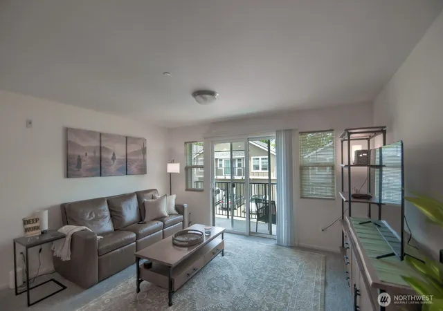 Photo 3 of Condo for sale at 6007 Illinois Ln Se #C, Lacey, WA 98513 | MLS# NWM2545144 | Listing updated on 2026-09-22