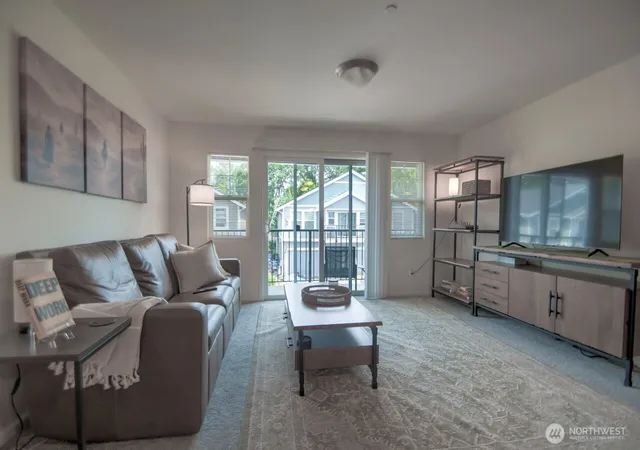 Photo 4 of Condo for sale at 6007 Illinois Ln SE #C, Lacey, WA 98513 | MLS# NWM2545144 | Listing updated on 2026-09-22