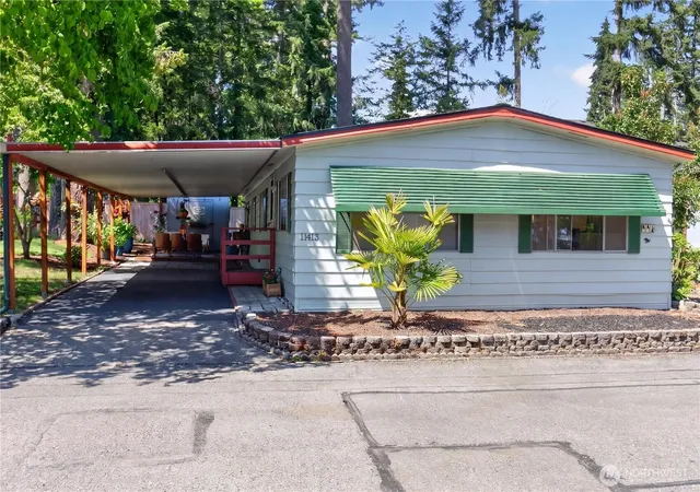 Photo 1 of Manufactured home for sale at 11413 124th Street Ct E #114, Puyallup, WA 98374 | MLS# NWM2545167 | Listing updated on 2026-09-22