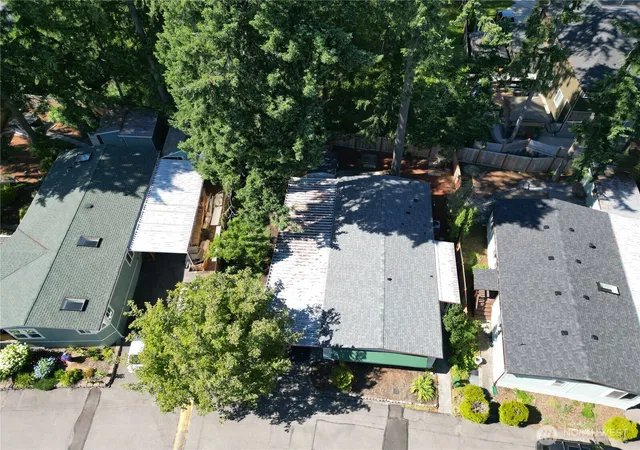 Photo 3 of Manufactured home for sale at 11413 124th Street Ct E #114, Puyallup, WA 98374 | MLS# NWM2545167 | Listing updated on 2026-09-22