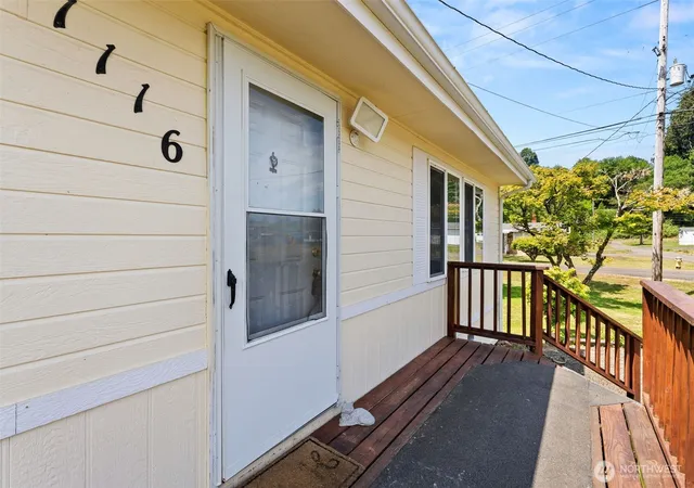 Photo 2 of Manufactured home for sale at 1116 2nd Street W, South Bend, WA 98586 | MLS# NWM2545171 | Listing updated on 2026-09-30