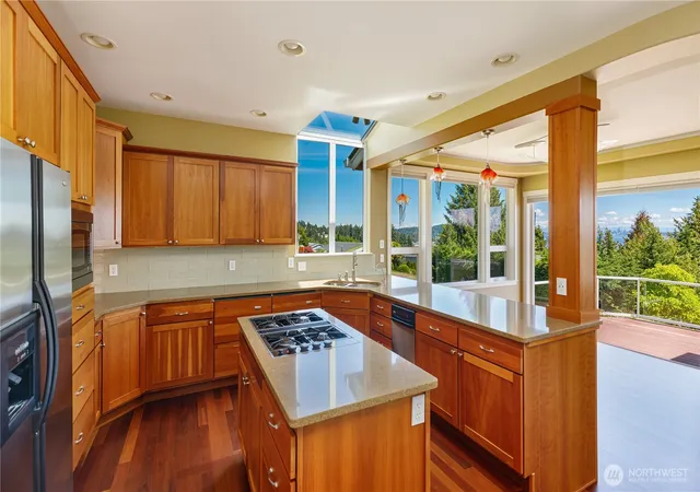 Photo 3 of Single family home for sale at 7767 E Spruce St, Port Orchard, WA 98366 | MLS# NWM2545174 | Listing updated on 2026-09-24