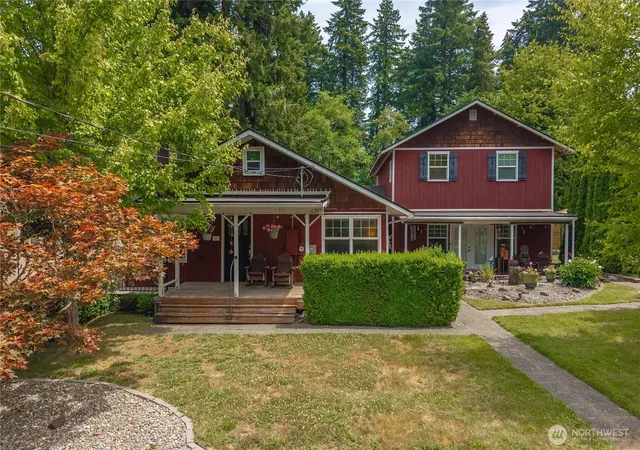 Photo 2 of Single family home for sale at 1702 Eastside St Se, Olympia, WA 98501 | MLS# NWM2545190 | Listing updated on 2026-09-22