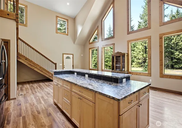 Photo 4 of Single family home for sale at 19 Lois Ln, Trout Lake, WA 98650 | MLS# NWM2545203 | Listing updated on 2026-09-22