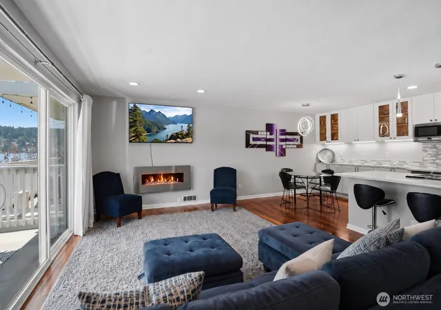 Photo 3 of Condo for sale at 5021 Ripley Ln N #213, Renton, WA 98056 | MLS# NWM2545239 | Listing updated on 2026-09-22