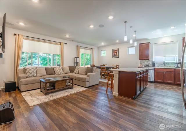 Photo 4 of Single family home for sale at 18025 123rd Street E, Bonney Lake, WA 98391 | MLS# NWM2545266 | Listing updated on 2026-09-27
