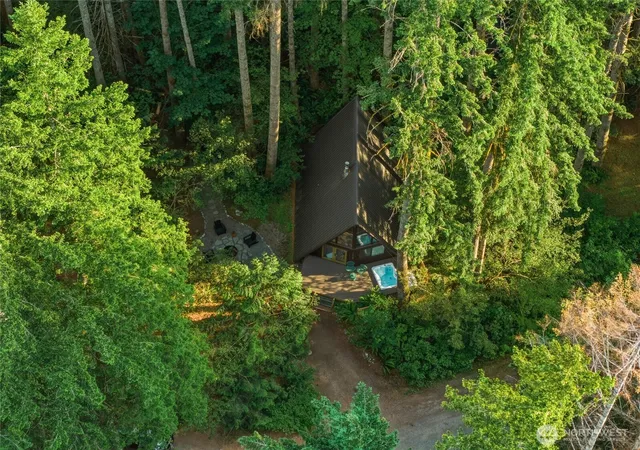 Photo 3 of Sale Pending at 76135 Ne 122nd Street, Skykomish, WA 98288 | MLS# NWM2545276 | Listing updated on 2026-09-25