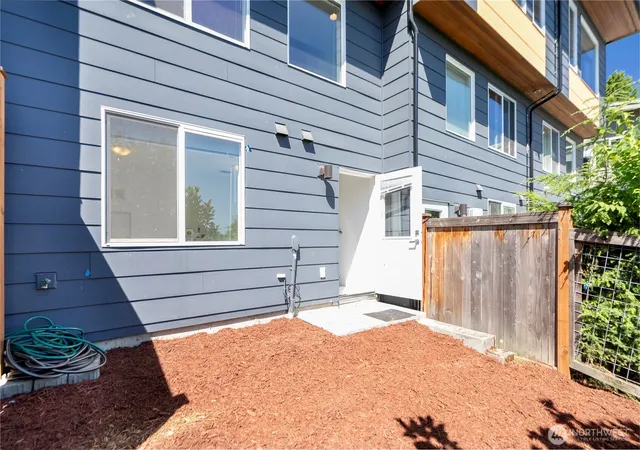 Photo 4 of Townhouse for sale at 1546 Sturgus Ave S, Seattle, WA 98144 | MLS# NWM2545319 | Listing updated on 2026-06-27