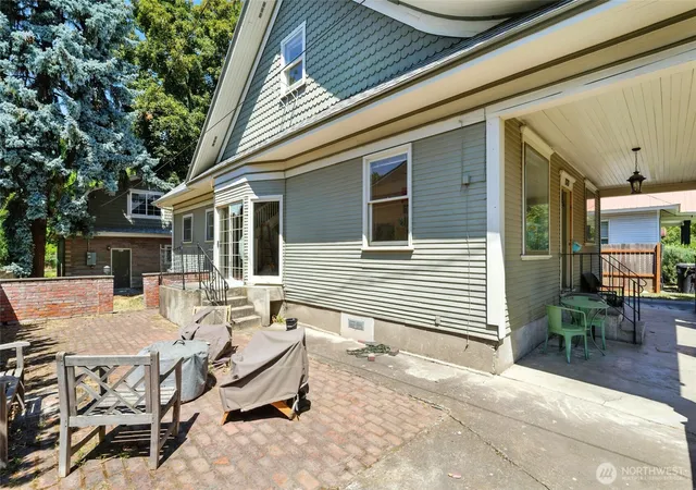 Photo 3 of Single family home for sale at 821 Valencia St, Walla Walla, WA 99362 | MLS# NWM2545345 | Listing updated on 2026-09-22