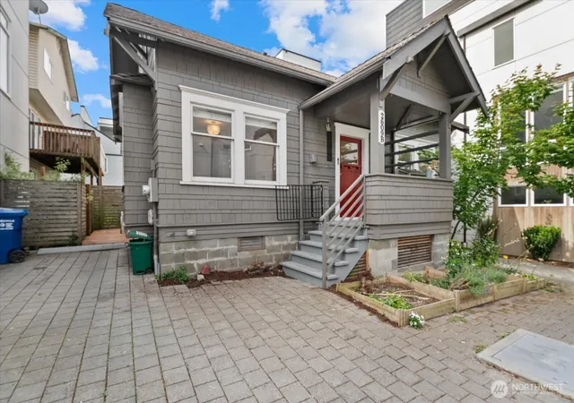 Photo 1 of Single family home for sale at 2609 Sw B Adams St, Seattle, WA 98126 | MLS# NWM2545366 | Listing updated on 2026-09-22
