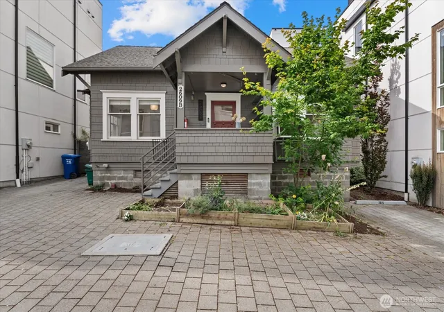 Photo 2 of Single family home for sale at 2609 Sw B Adams St, Seattle, WA 98126 | MLS# NWM2545366 | Listing updated on 2026-09-22