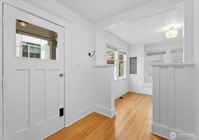 Photo 3 of Single family home for sale at 2609 Sw B Adams St, Seattle, WA 98126 | MLS# NWM2545366 | Listing updated on 2026-09-22