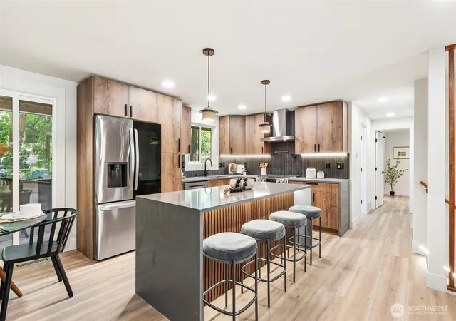 Photo 2 of Sale Pending at 17606 Se 144th Street, Renton, WA 98059 | MLS# NWM2545370 | Listing updated on 2026-10-01