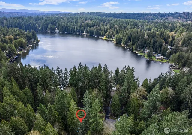 Photo 3 of Single family home for sale at 3820 E Ames Lake Dr Ne, Redmond, WA 98053 | MLS# NWM2545453 | Listing updated on 2026-09-22