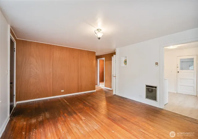 Photo 4 of Townhouse for sale at 1158 10th Avenue, Longview, WA 98632 | MLS# NWM2545491 | Listing updated on 2026-09-22