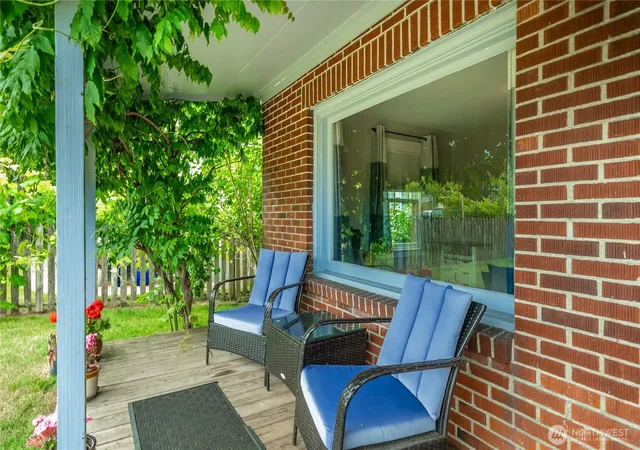 Photo 3 of Single family home for sale at 3735 N 29th Street, Tacoma, WA 98407 | MLS# NWM2545496 | Listing updated on 2026-09-23
