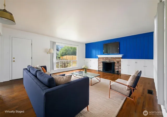 Photo 4 of Single family home for sale at 808 117th Street S, Tacoma, WA 98444 | MLS# NWM2545595 | Listing updated on 2026-09-18