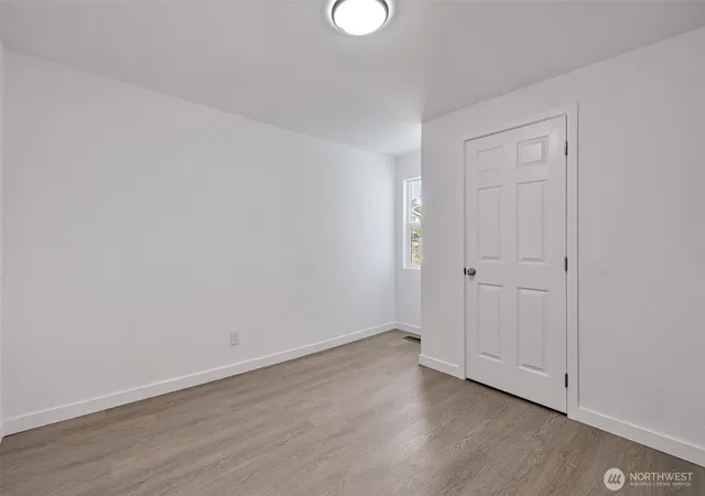 Photo 4 of Single family home for sale at 6325 S Eddy Ct, Seattle, WA 98118 | MLS# NWM2545601 | Listing updated on 2026-10-02