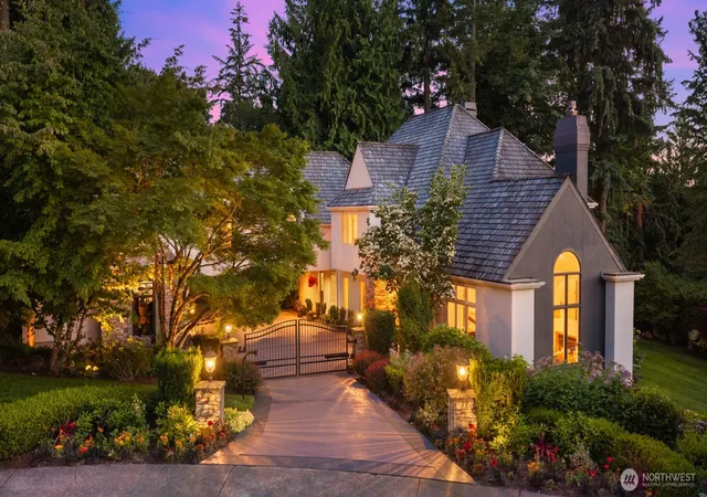 Photo 1 of Mansion for sale at 6351 163rd Place Se, Bellevue, WA 98006 | MLS# NWM2545623 | Listing updated on 2026-09-30