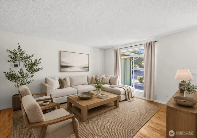 Photo 4 of Single family home for sale at 1550 172nd Avenue NE, Bellevue, WA 98008 | MLS# NWM2545639 | Listing updated on 2026-09-22