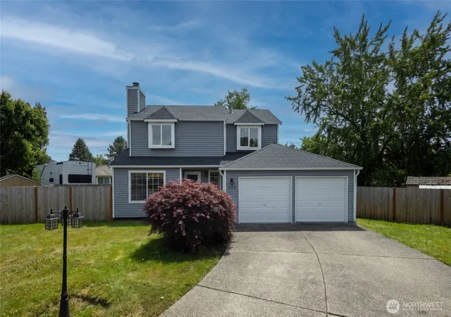 Photo 1 of Single family home for sale at 908 Baysinger Pl, Enumclaw, WA 98022 | MLS# NWM2545653 | Listing updated on 2026-10-01