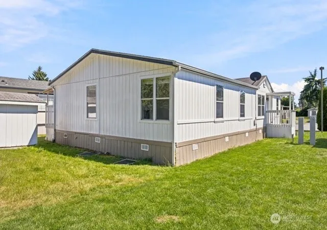 Photo 2 of Manufactured home for sale at 19920 67th Avenue Ne #11, Arlington, WA 98223 | MLS# NWM2545682 | Listing updated on 2026-09-28