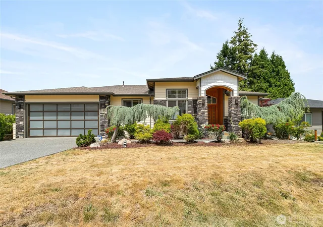 Photo 1 of Single family home for sale at 5550 Whitehorn Way, Blaine, WA 98230 | MLS# NWM2545708 | Listing updated on 2026-09-22