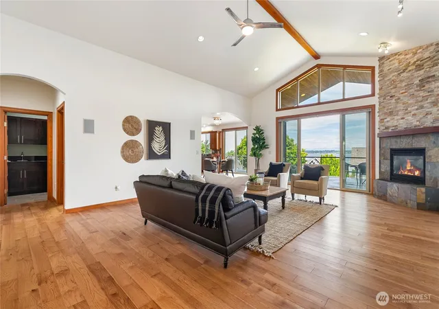 Photo 3 of Single family home for sale at 5550 Whitehorn Way, Blaine, WA 98230 | MLS# NWM2545708 | Listing updated on 2026-09-22