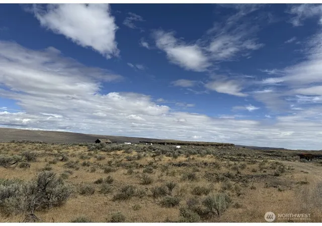Photo 2 of Land for sale at 245 Arroyo Pl, Ephrata, WA 98823 | MLS# NWM2545712 | Listing updated on 2026-09-22
