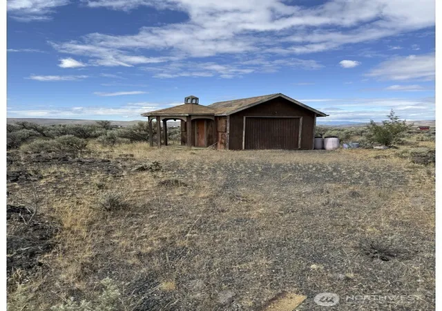 Photo 3 of Land for sale at 245 Arroyo Pl, Ephrata, WA 98823 | MLS# NWM2545712 | Listing updated on 2026-09-22