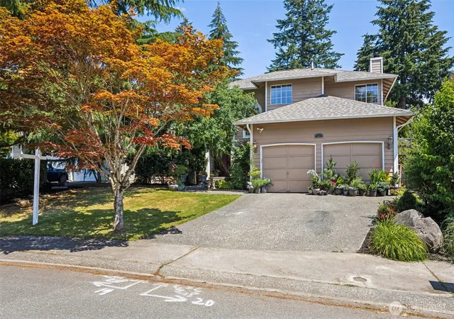 Photo 1 of Sale Pending at 35012 13th Place Sw, Federal Way, WA 98023 | MLS# NWM2545724 | Listing updated on 2026-09-24