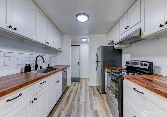 Photo 3 of Condo for sale at 1934 SW 318th Place #10-C, Federal Way, WA 98023 | MLS# NWM2545734 | Listing updated on 2026-09-22