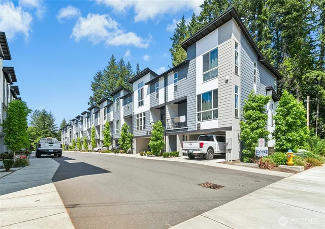 Photo 3 of Single family home for sale at 13710 Ash Way #B7, Everett, WA 98204 | MLS# NWM2545739 | Listing updated on 2026-09-22