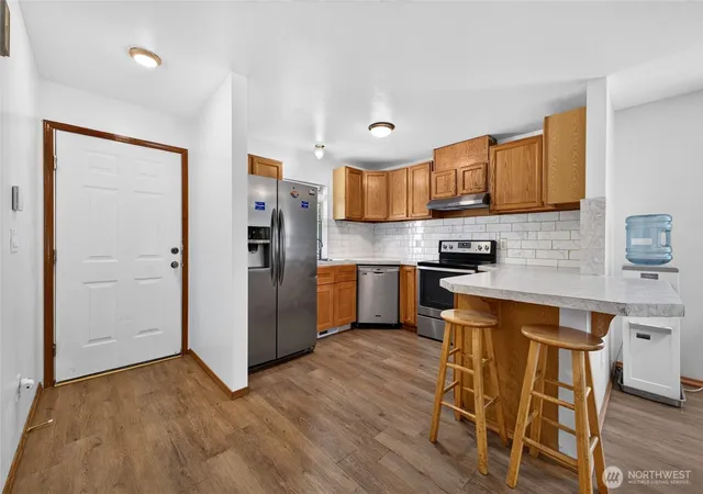 Photo 4 of Sale Pending at 401 E 69th Street, Tacoma, WA 98404 | MLS# NWM2545800 | Listing updated on 2026-09-25