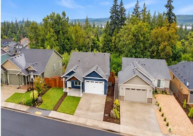 Photo 3 of Single family home for sale at 413 Stone Park, Kalama, WA 98625 | MLS# NWM2545828 | Listing updated on 2026-09-30