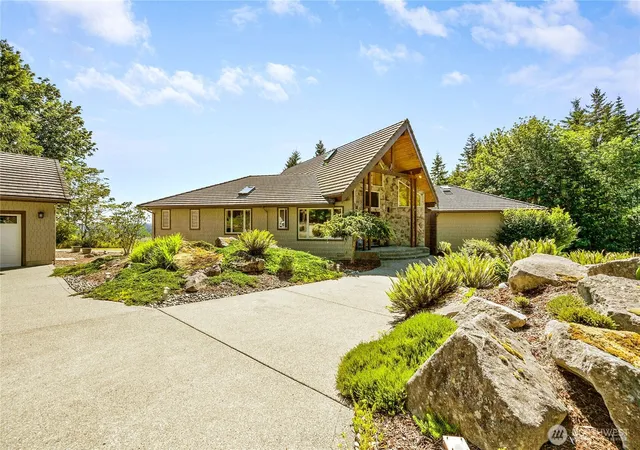 Photo 3 of Single family home for sale at 474 Blue Mountain Rd, Chimacum, WA 98325 | MLS# NWM2545858 | Listing updated on 2026-09-22