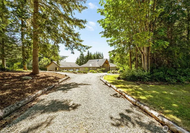 Photo 3 of Single family home for sale at 474 Blue Mountain Rd, Chimacum, WA 98325 | MLS# NWM2545858 | Listing updated on 2026-09-22