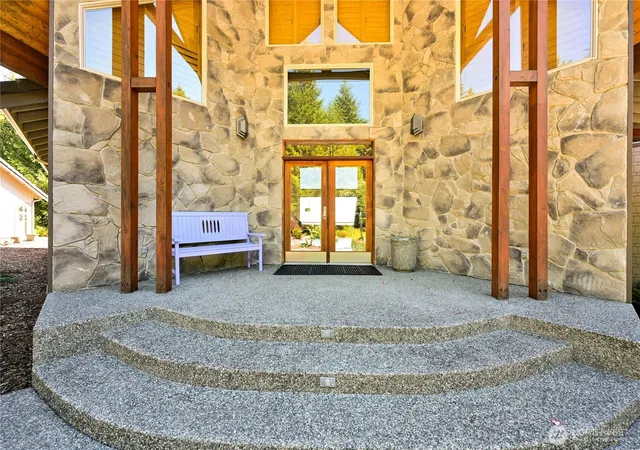 Photo 4 of Single family home for sale at 474 Blue Mountain Rd, Chimacum, WA 98325 | MLS# NWM2545858 | Listing updated on 2026-09-22