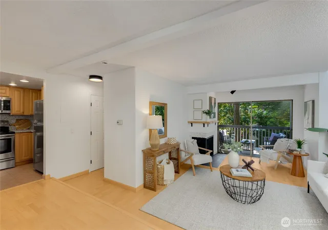 Photo 2 of Sale Pending at 10919 Ne 35th Place #4, Bellevue, WA 98004 | MLS# NWM2545910 | Listing updated on 2026-09-25