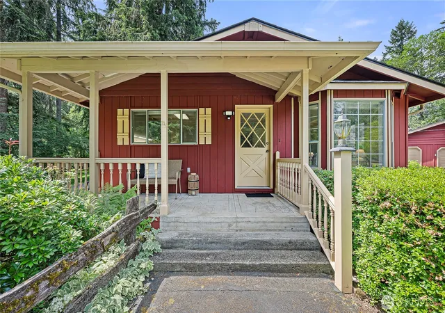 Photo 4 of Single family home for sale at 24825 SE 248th Street, Maple Valley, WA 98038 | MLS# NWM2545925 | Listing updated on 2026-09-30
