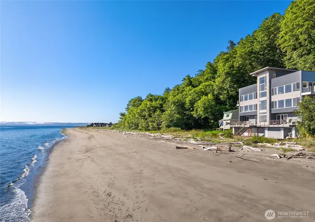 Photo 2 of Single family home for sale at 27865 Sandy Beach Ln Ne, Kingston, WA 98346 | MLS# NWM2545953 | Listing updated on 2026-09-22