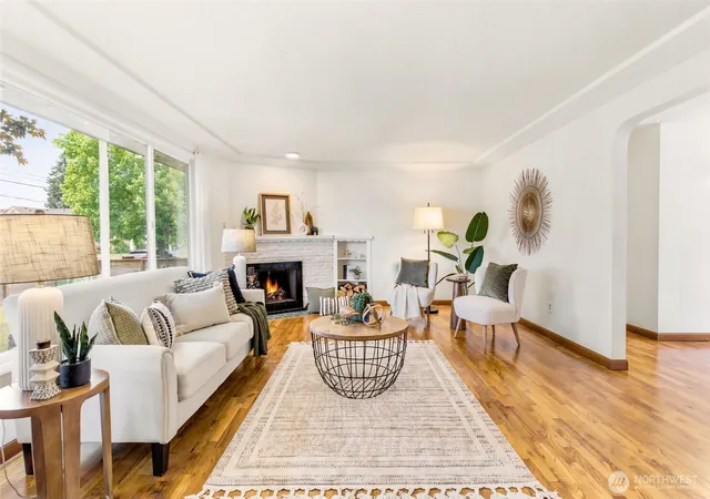 Photo 3 of Sale Pending at 8423 E D St, Tacoma, WA 98445 | MLS# NWM2545971 | Listing updated on 2026-08-19
