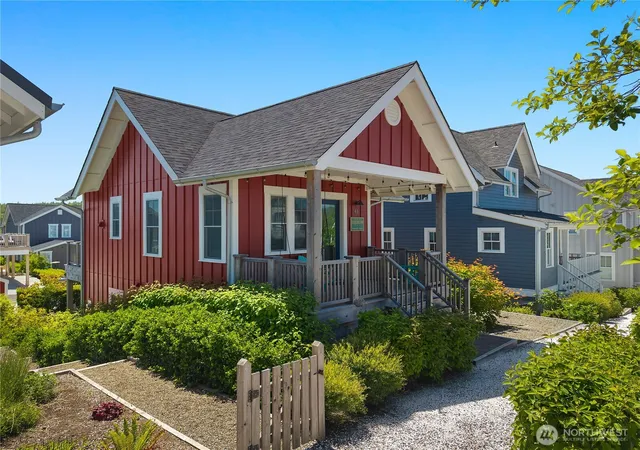 Photo 1 of Single family home for sale at 61 Horizon St, Pacific Beach, WA 98571 | MLS# NWM2545980 | Listing updated on 2026-09-22