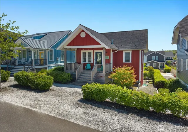 Photo 2 of Single family home for sale at 61 Horizon St, Pacific Beach, WA 98571 | MLS# NWM2545980 | Listing updated on 2026-09-22