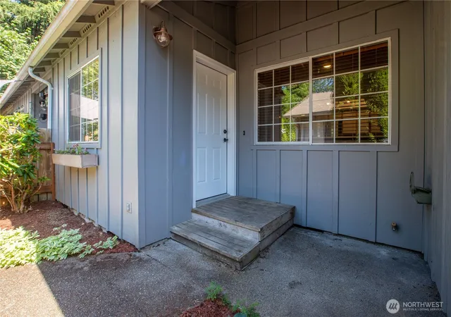 Photo 2 of Condo for sale at 2821 60th Lane Se #C, Olympia, WA 98501 | MLS# NWM2545985 | Listing updated on 2026-09-23