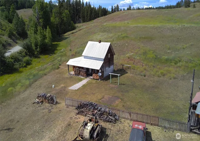 Photo 4 of Single family home for sale at 3 Garden Ln, Curlew, WA 99118 | MLS# NWM2546000 | Listing updated on 2026-09-22
