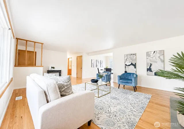 Photo 4 of Sale Pending at 11253 12th Avenue S, Seattle, WA 98168 | MLS# NWM2546001 | Listing updated on 2026-10-01