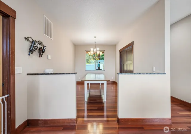 Photo 3 of Single family home for sale at 251 Beasley Rd, Kelso, WA 98626 | MLS# NWM2546002 | Listing updated on 2026-09-22