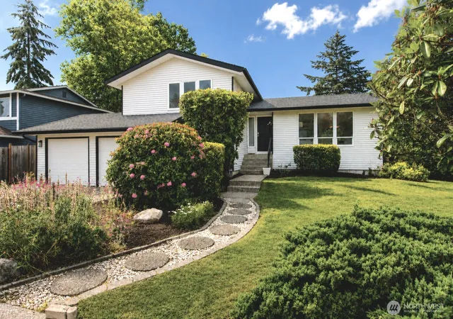 Photo 1 of Single family home for sale at 4303 Ne 24th Street, Renton, WA 98059 | MLS# NWM2546007 | Listing updated on 2026-09-22